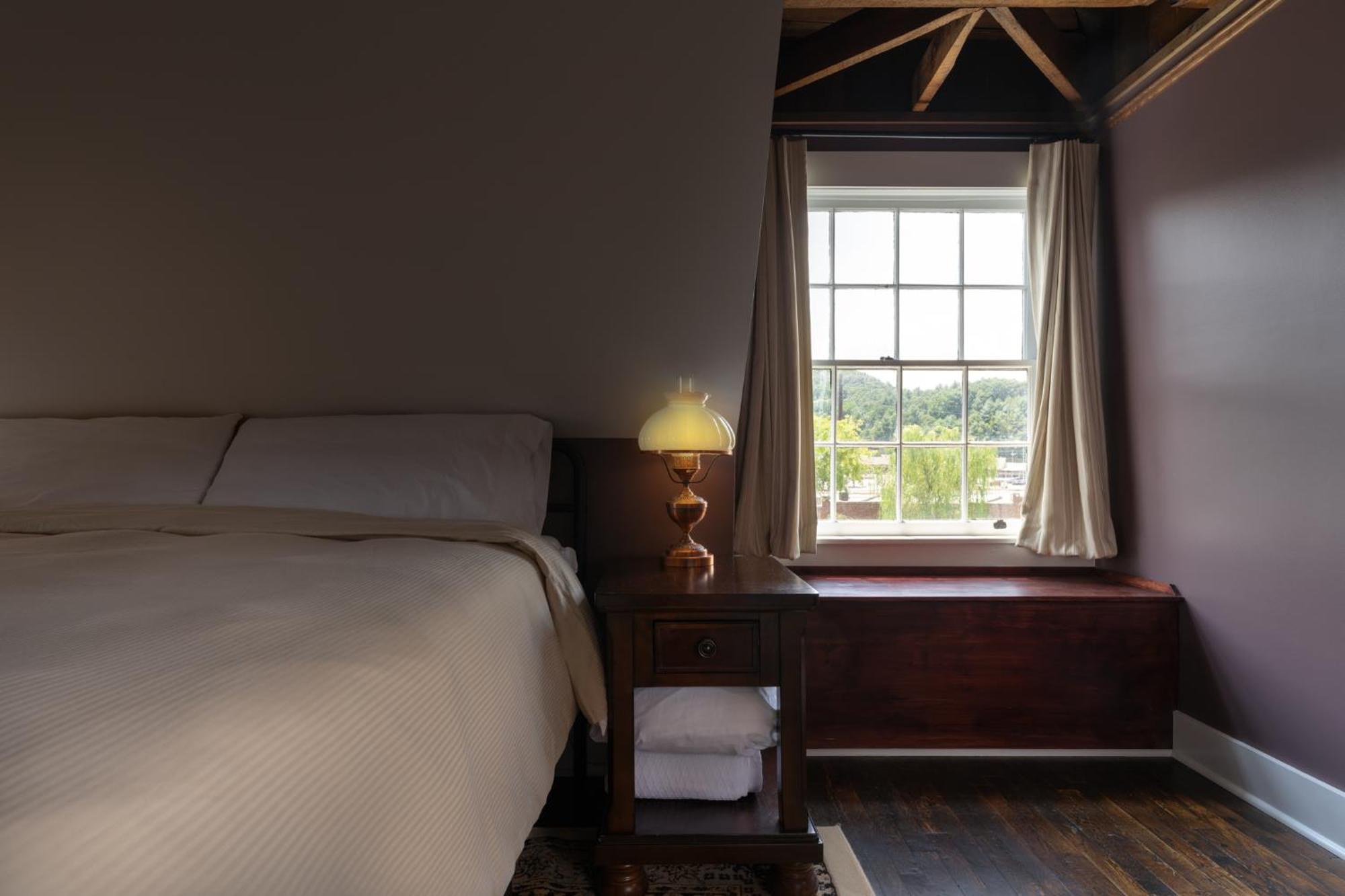 The Nuwray Hotel & Carriage House Burnsville Luaran gambar