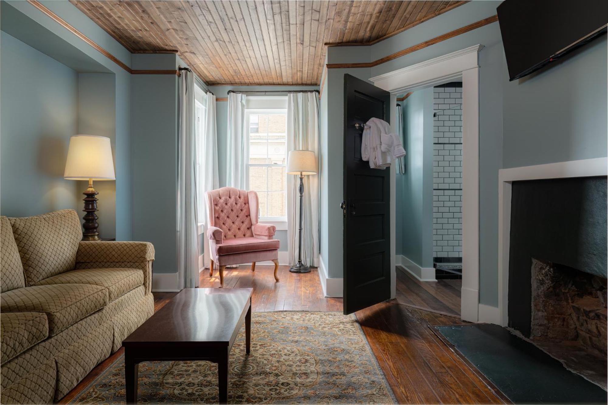 The Nuwray Hotel & Carriage House Burnsville Luaran gambar